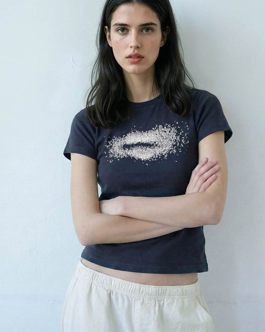SALT-BLASTED LIPS BABY T