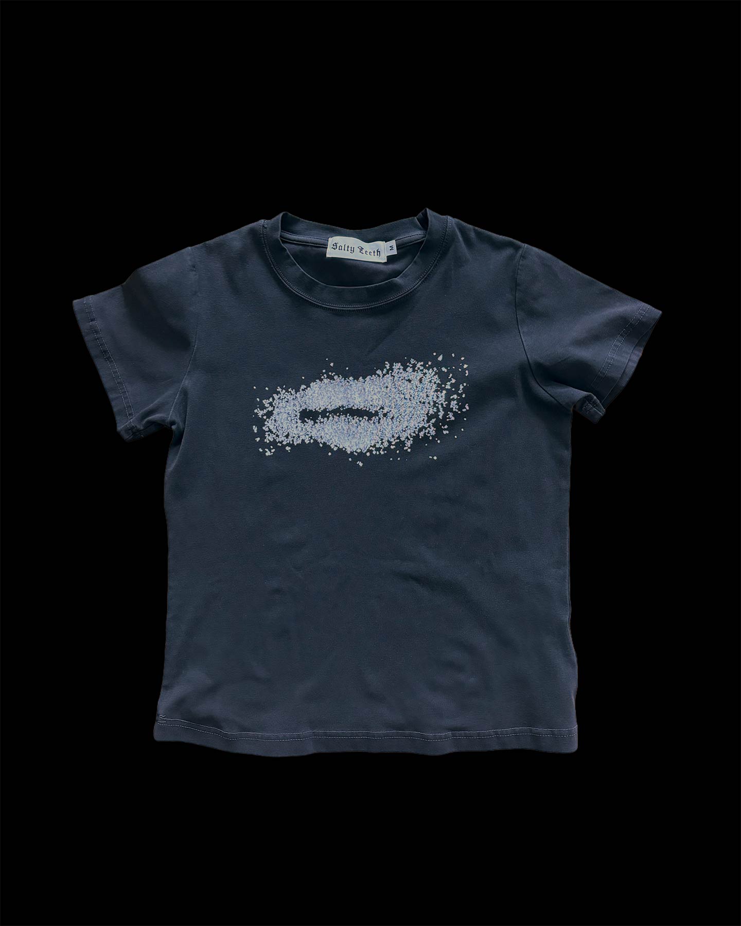 SALT-BLASTED LIPS BABY T